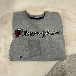 Champion Sweatshirt Size Medium